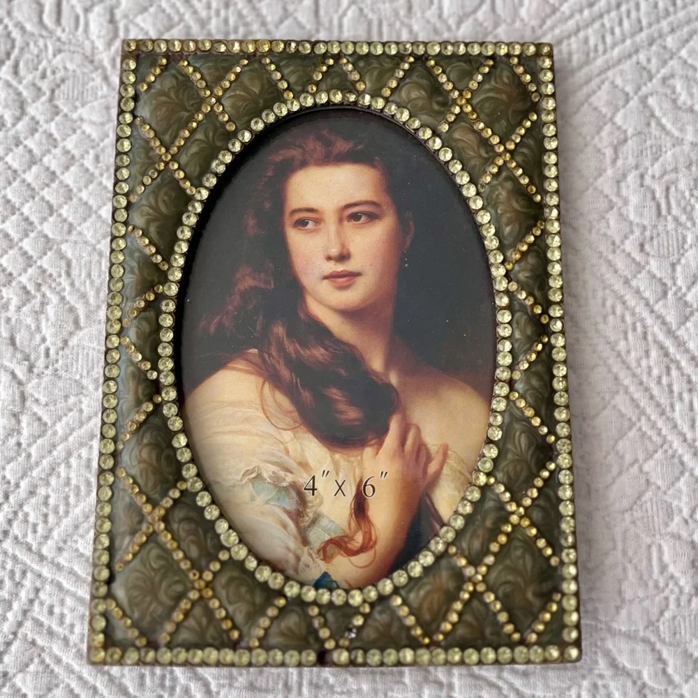 Beaded Picture Frame - Picture 2 of 6